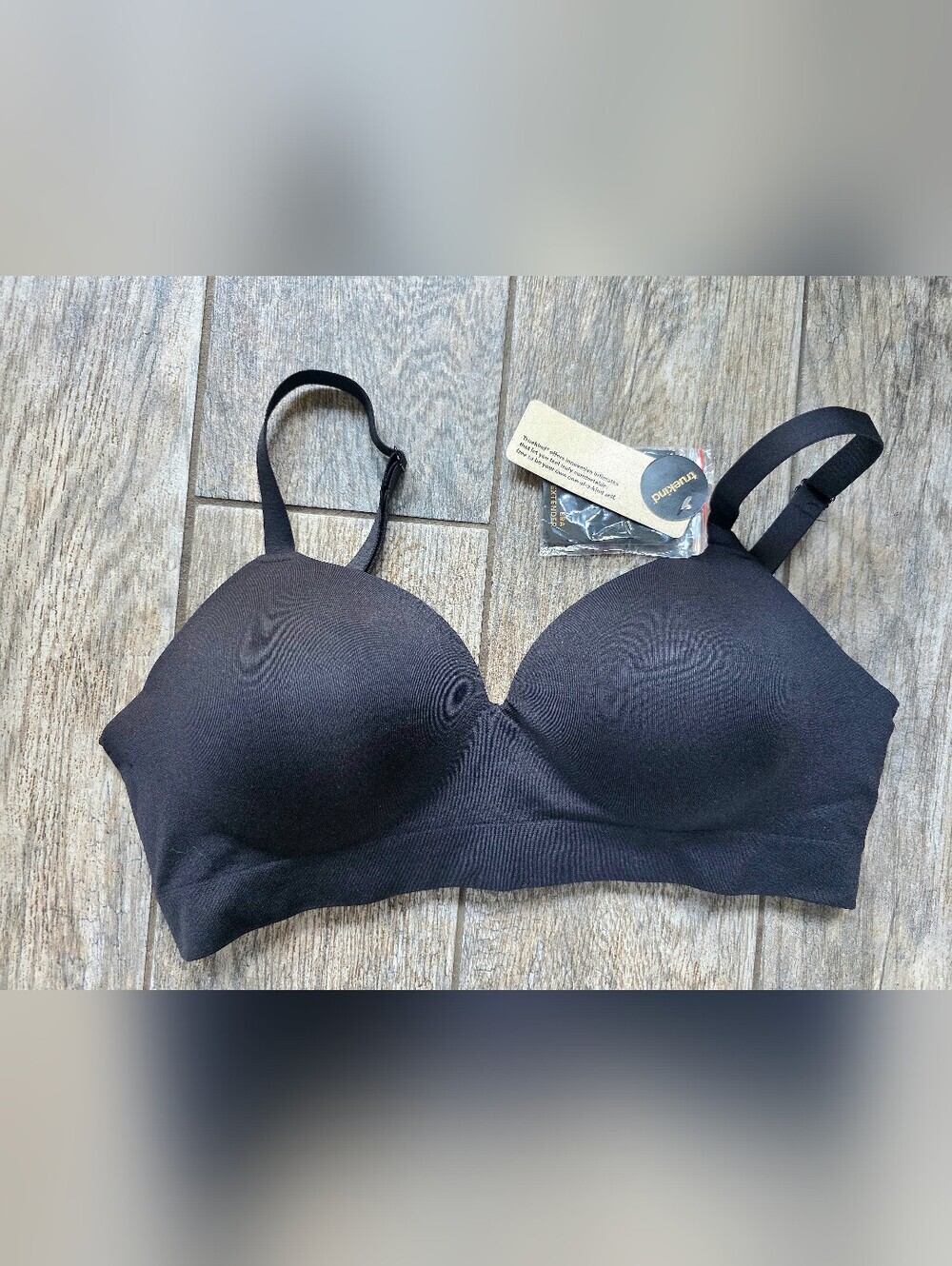 NWT Women's Truekind Black Wireless Seamless Shaping Bra Sz Large L
